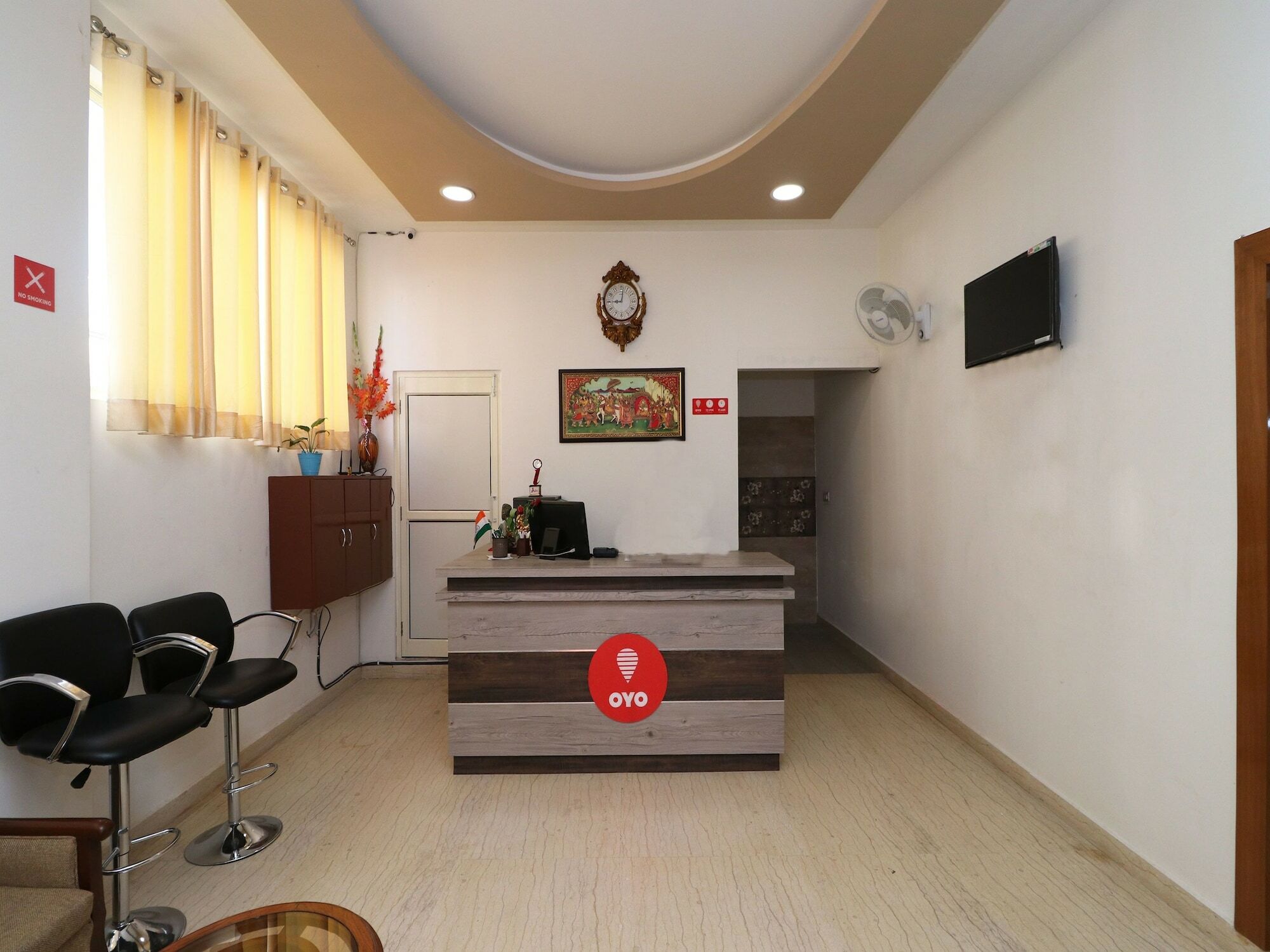 Oyo 13406 Hotel Golden Leaf Bareilly Exterior photo